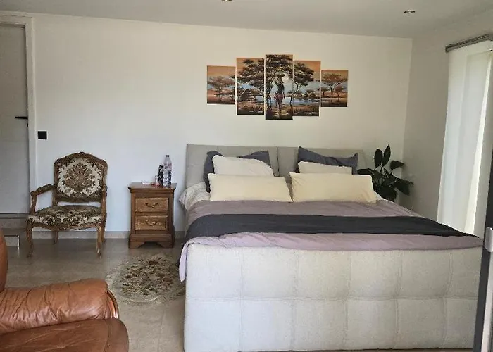 Pansiyon Room, With Internet, In Crauthem-roeser , Luxembourg Roeser