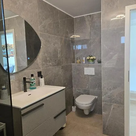 Room, With Internet, In Crauthem-roeser , Luxembourg *