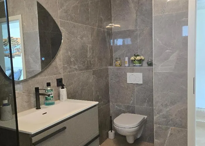 Room, With Internet, In Crauthem-roeser , Luxembourg *